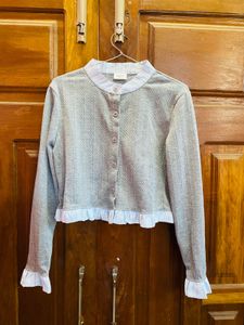 Chic Gray Cropped Cardigan