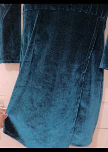 Elegant Teal Velvet Wrap Dress