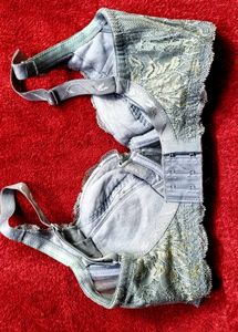 Lace Detail B