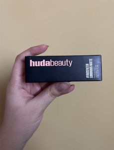 Huda Beauty Concealer (coconut flakes)