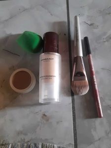 Makeup Set: Foundation, Brush, and Liner
