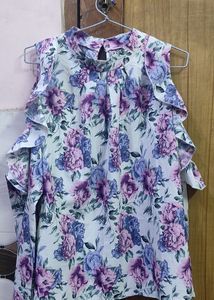 Urbanic Floral Top