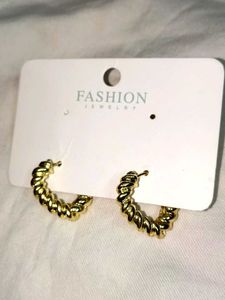 Twisted Hoop Earrings Gold Tone