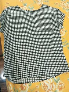 Chic Black & White Patterned Top