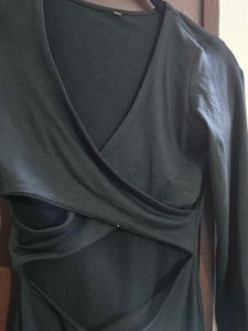 Chic Black Cutout Midi Dress