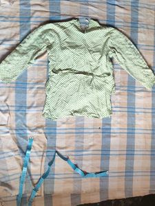 Top For Jeans
