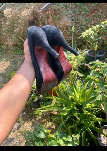 Black Heel 👠