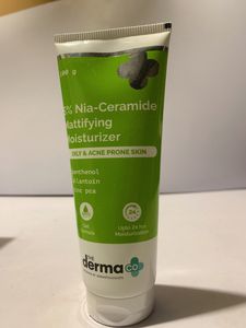 Nia Ceramide Mattifying Moisturizer