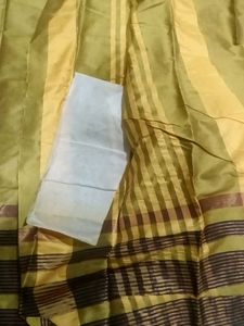Striped Saree - Elegant Traditional Wear