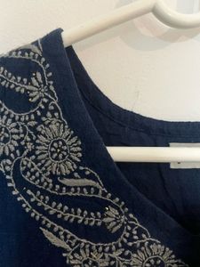 Women's Blue Embroidered Kurta