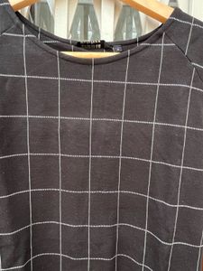 Chic Black &amp; White Plaid Dress