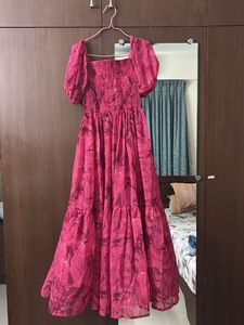 Chic Pink Marble Print Dress