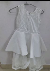 Beautiful White Gown  Uper Net