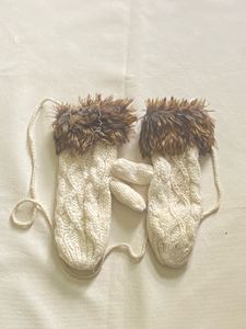 Cozy Cable Knit Mittens with Faux Fur