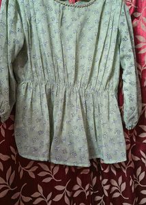 🌿 Elegant Sage Green Floral Dress 🌿