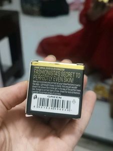 Unreal Cover Colour Corrector - Green