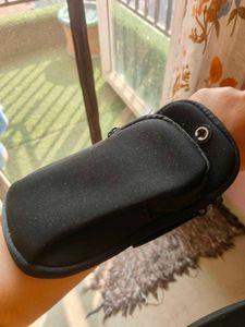 Arm Gadget Carrier for Running/Cycling/Walk
