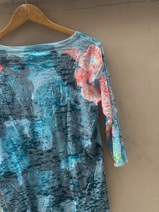 Vibrant Abstract Print 3/4 Sleeve Top