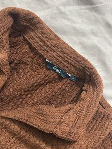 Chic Brown Textured Knit Top