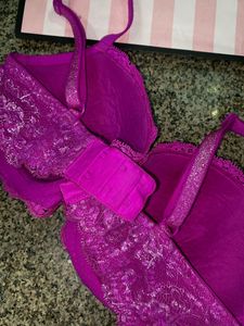 ✨ Authentic Victoria’s Secret Bra – Size 34D