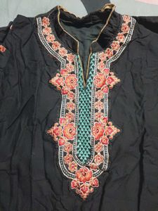 Black Embroidered Kurta