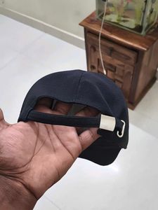Black 'King' Baseball Cap / PEN 🖊️ free 🆓🖤...🔥