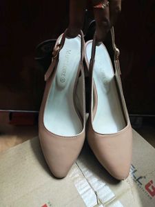 Elegant Nude Slingback Heels