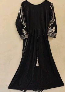 Elegant Black Embroidered Kurta Set