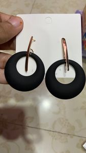 Earings