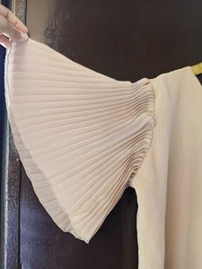 V neck Elegant Pleated Sleeve Top