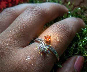 Elegant Leaf Design Ring with Red Stone (pure 925