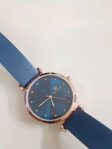 crestello watch