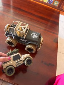 Toy Jeep &amp; Truck Set
