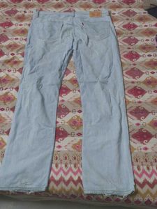 Levis 511- Light Wash Denim jeans