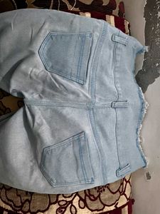 14. jeans