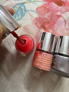 DeBelle Gel Nail Lacquer Set