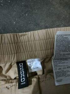 H&amp;M Khaki Cargo Trousers