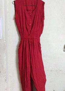 🎀Chic Red Sleeveless Jumpsuit🎀