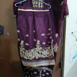 Elegant Embroidered Kurta Set