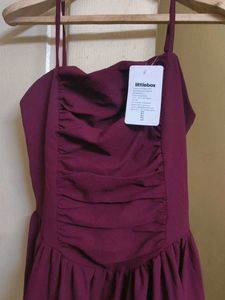 Elegant Burgundy Maxi Dress