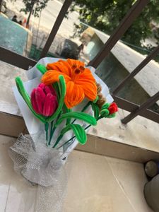 5 set of flower bouquet made from pipe cleaner