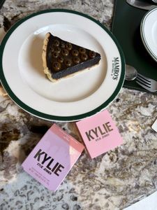 Kylie Jenner Pressed Powder
