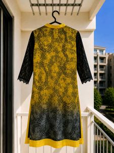 Yellow &amp; Black Printed Kurta with Lace Sleeves