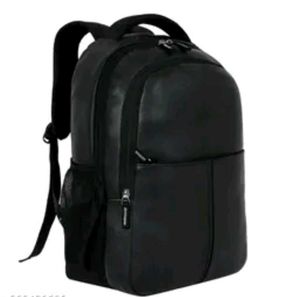 clasic black leather bag