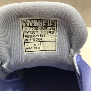 Stylish Women's Sports shoes