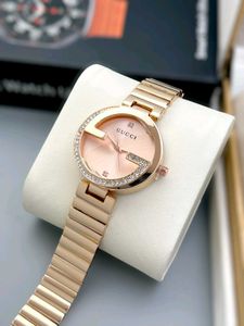Elegant Gucci Women's Watch