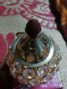 Crystal Matki Showpiece