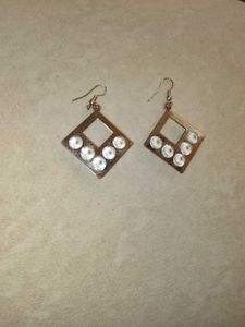 2pair Dangle Earrings with Clear Stones