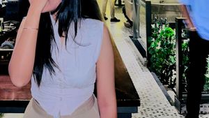 Beige corset shirt/top😍🌟