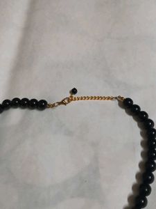 Elegant Black Beaded Necklace